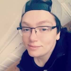 Meet your Posher, Chase